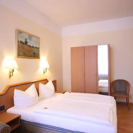 Altstadt 3*