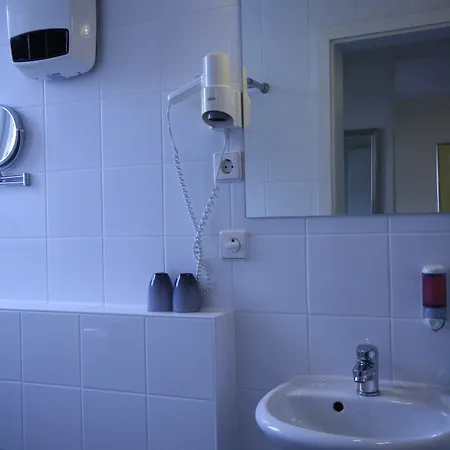 فندق ألتشتاد