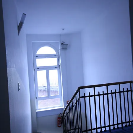 فندق ألتشتاد 3*